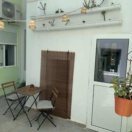 Guest house La Pita House *