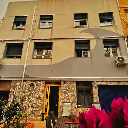 Guest house La Pita House *