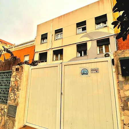 La Pita House Guest house *