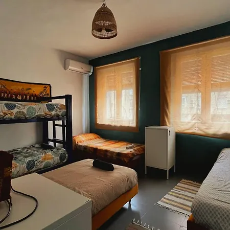 Guest house La Pita House *