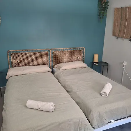 Guest house La Pita House *